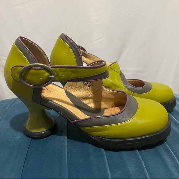John Fluevog Mini Elif Mary Jane Heels Women’s Size 8 - Fun, Funky & Fabulous! - Picture 3 of 11
